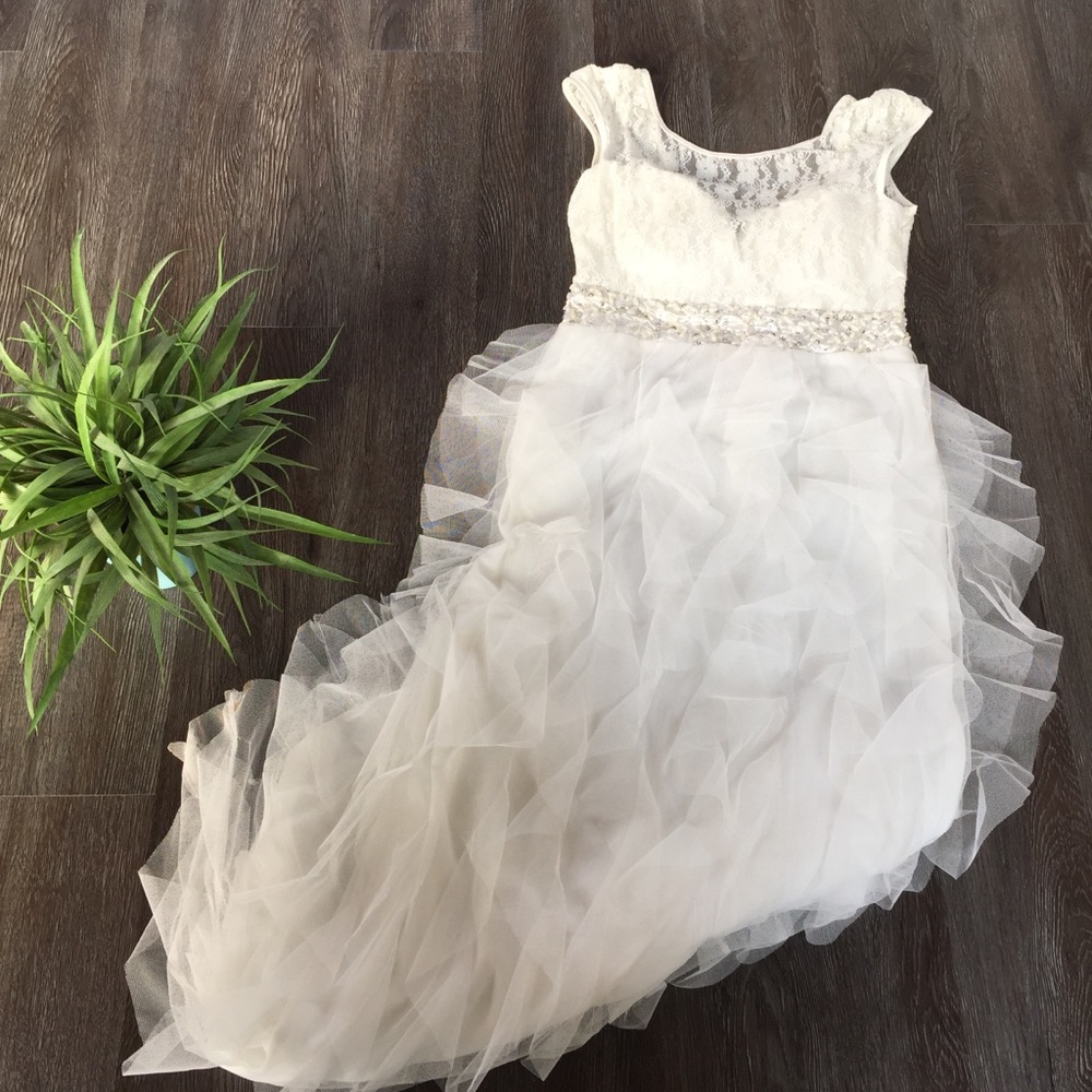 Roberta White Lace Tulle Beaded Prom Dress